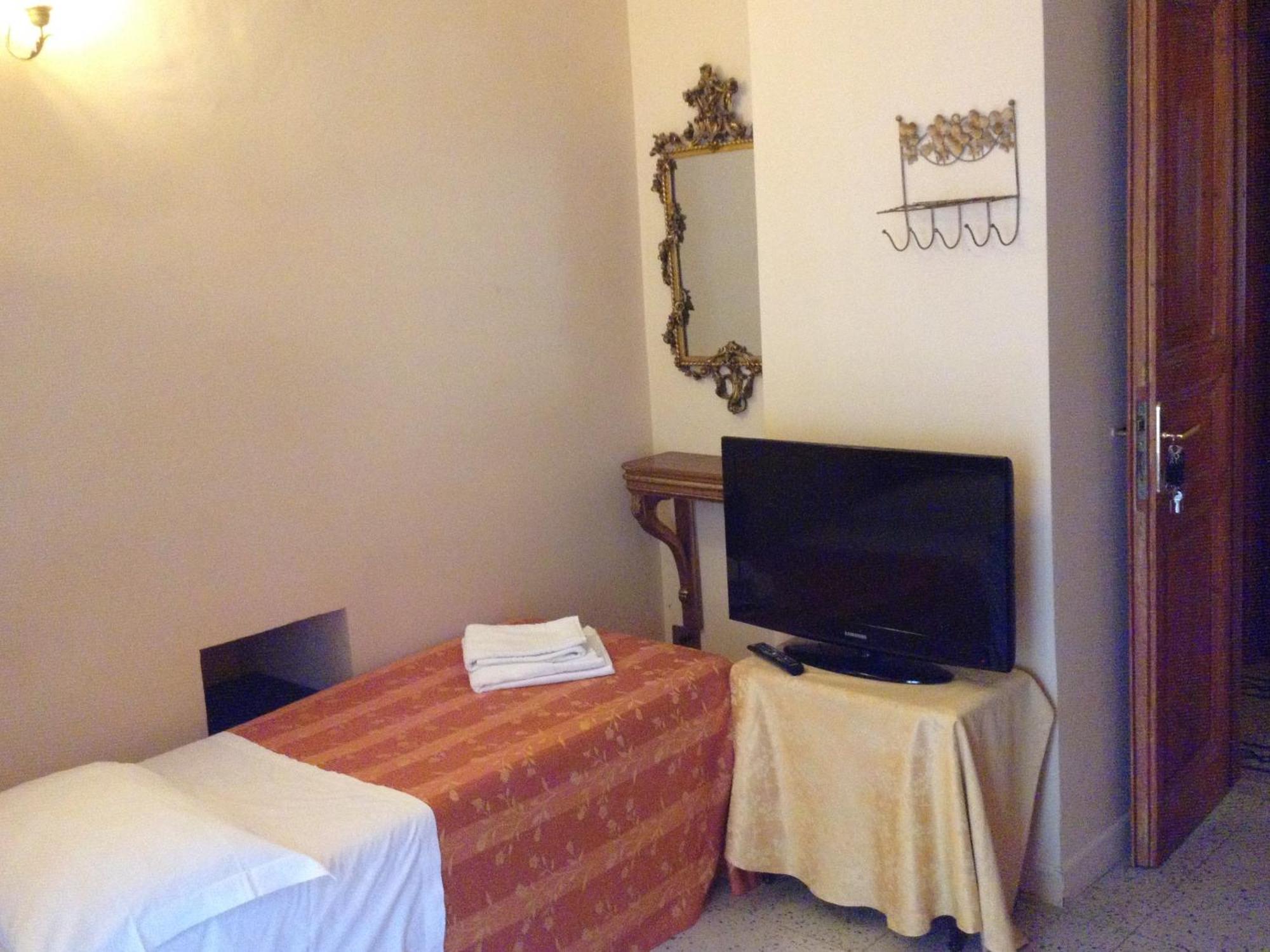 Maison De Marta Roma Habitación foto